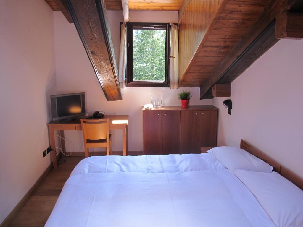 Casa Alpina Don Guanella Bed & Breakfast Macugnaga Cameră foto