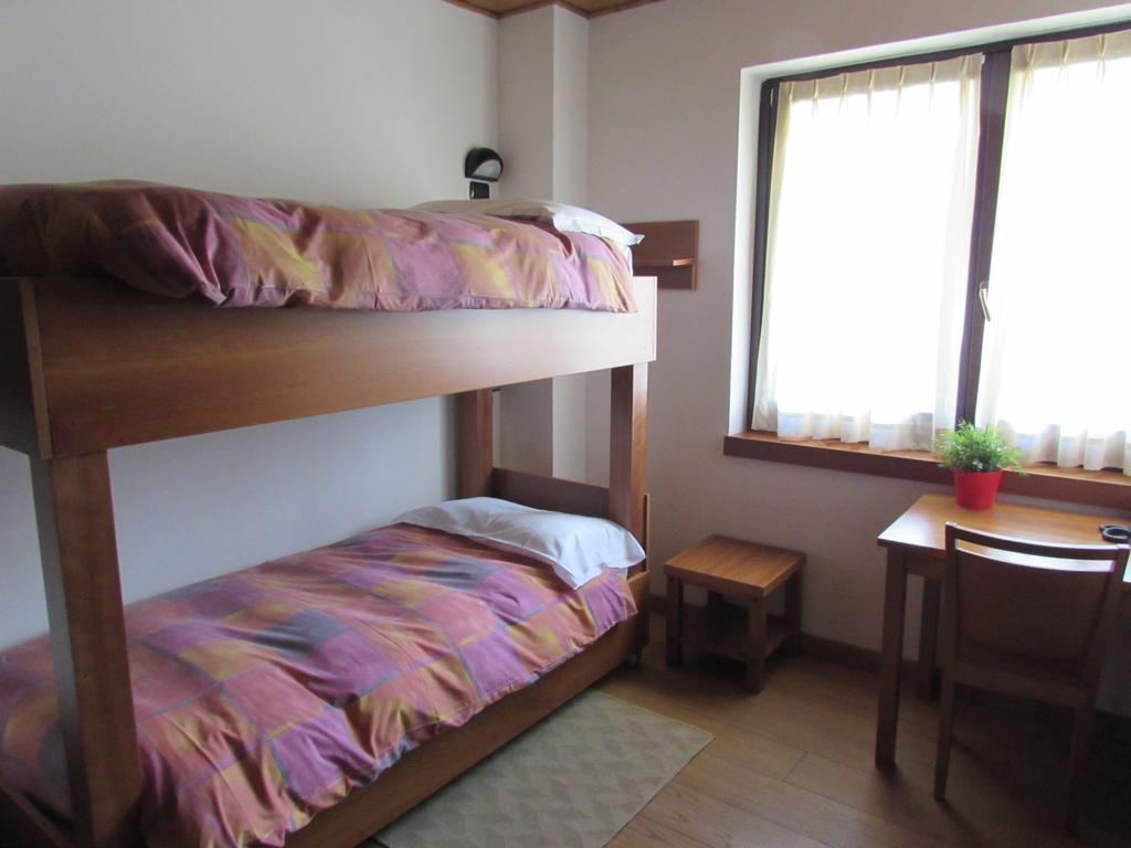 Casa Alpina Don Guanella Bed & Breakfast Macugnaga Exterior foto