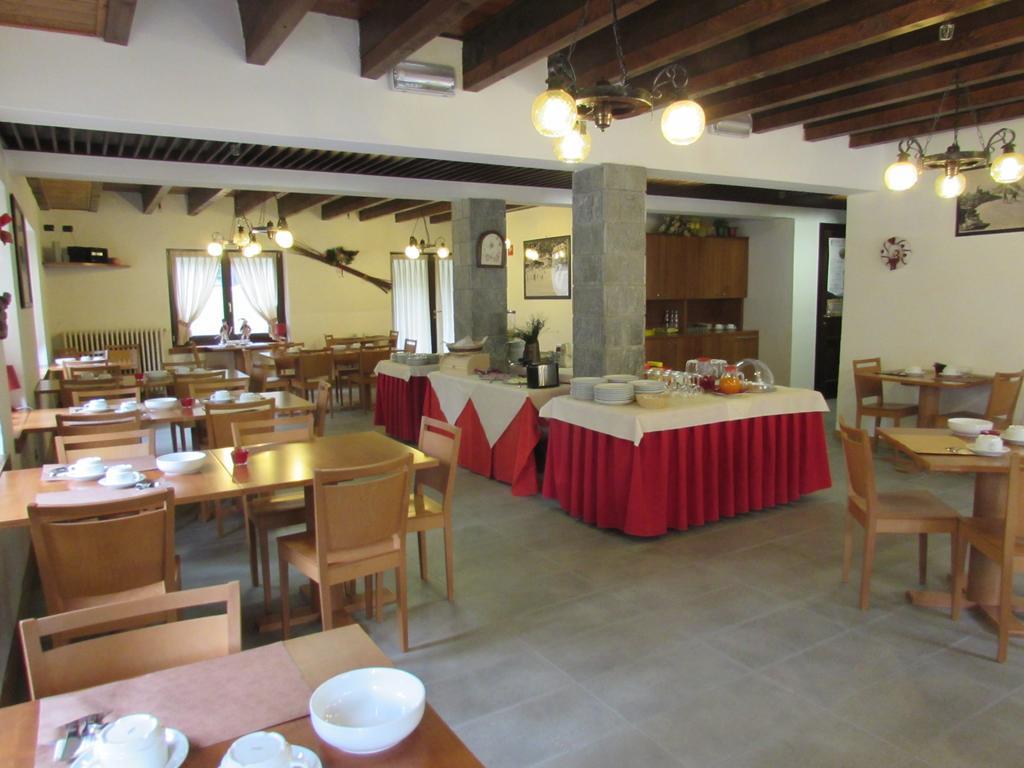 Casa Alpina Don Guanella Bed & Breakfast Macugnaga Exterior foto